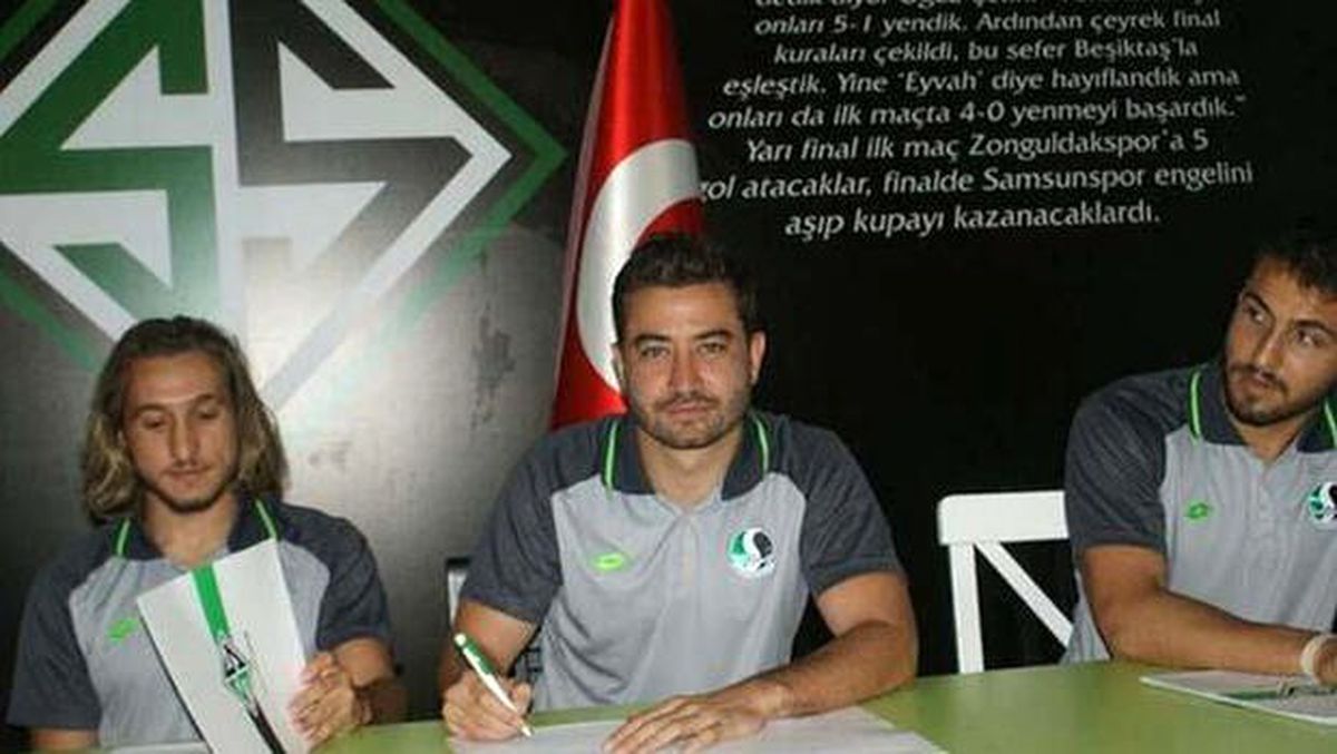 Aydın Yılmaz, Sakaryaspor'a transfer oldu