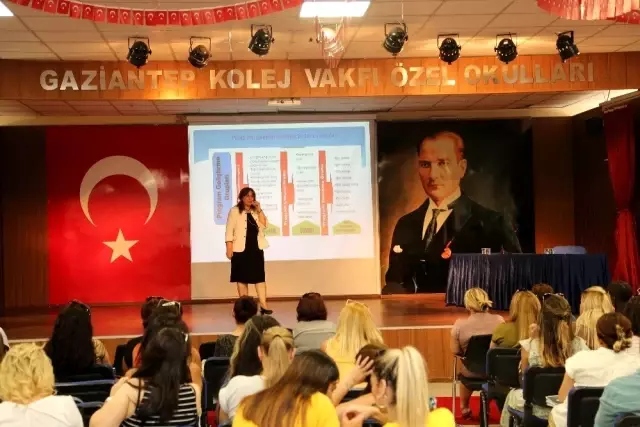 GKV'de 'Eğitimde Program Geliştirme Semineri' düzenlendi GKV'de 'Eğitimde Program Geliştirme Semineri' düzenlendi