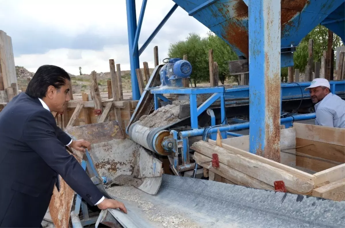 Gülşehir'de kilitli parke taş ocağı faaliyete geçti