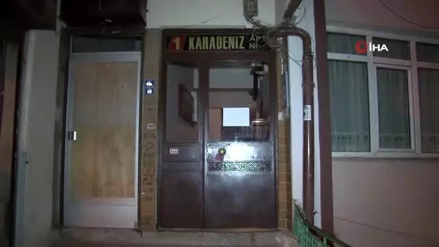 İstinat duvarında toprak kaydı, 2 apartmanda yaşayan vatandaşlar tahliye edildi İstinat duvarında toprak kaydı, 2 apartmanda yaşayan vatandaşlar tahliye edildi
