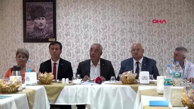 İZMİR DSP lideri Aksakal Çok cüzi bir artış ile konuyu kapatacaklar İZMİR DSP lideri Aksakal Çok cüzi bir artış ile konuyu kapatacaklar