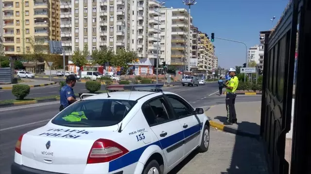 Nizip'te trafik uygulaması Nizip'te trafik uygulaması