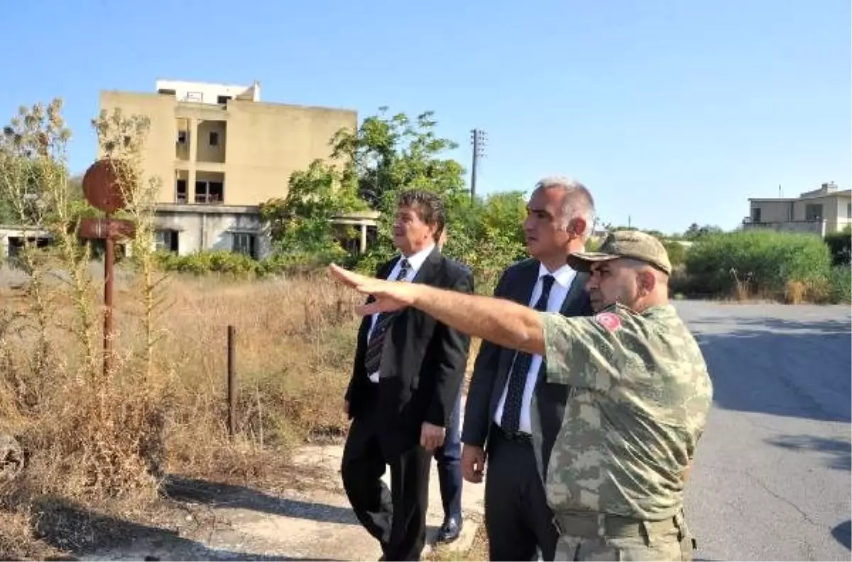 Bakan ersoy, kapalı maraş'ta incelemelerde bulundu