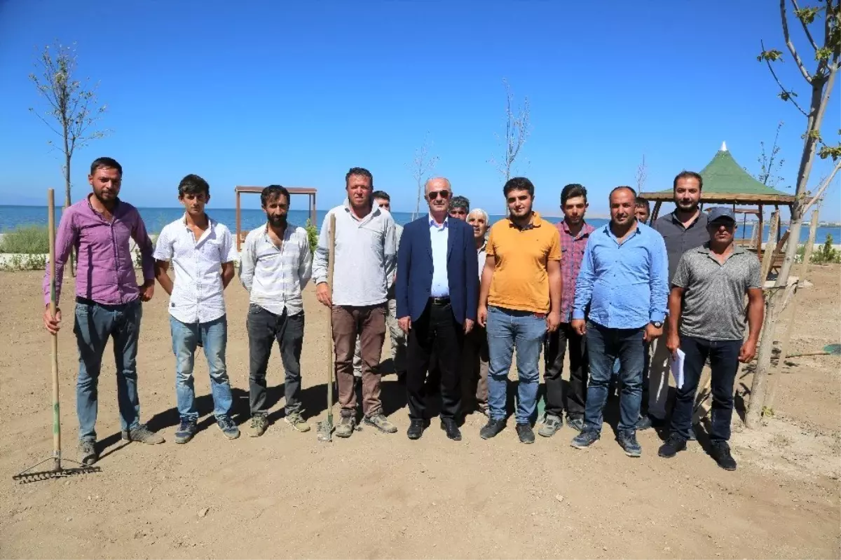 Başkan Akman, mega projeyi inceledi