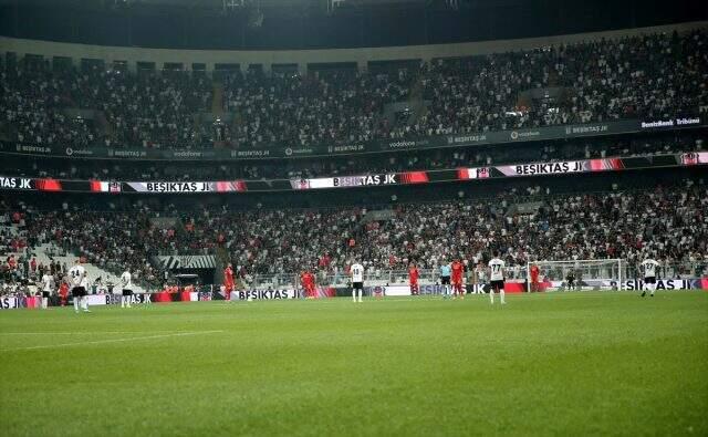 Beşiktaş, Göztepe'yi 3-0 mağlup etti