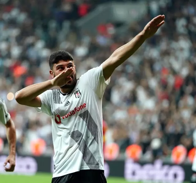Beşiktaş'ın ilk golü Güven Yalçın'dan geldi Beşiktaş'ın ilk golü Güven Yalçın'dan geldi