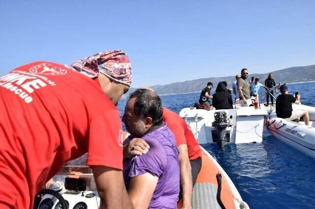 Derya Can serbest dalış rekoru kırdı! Dalışı takip eden gazeteci duya düştü