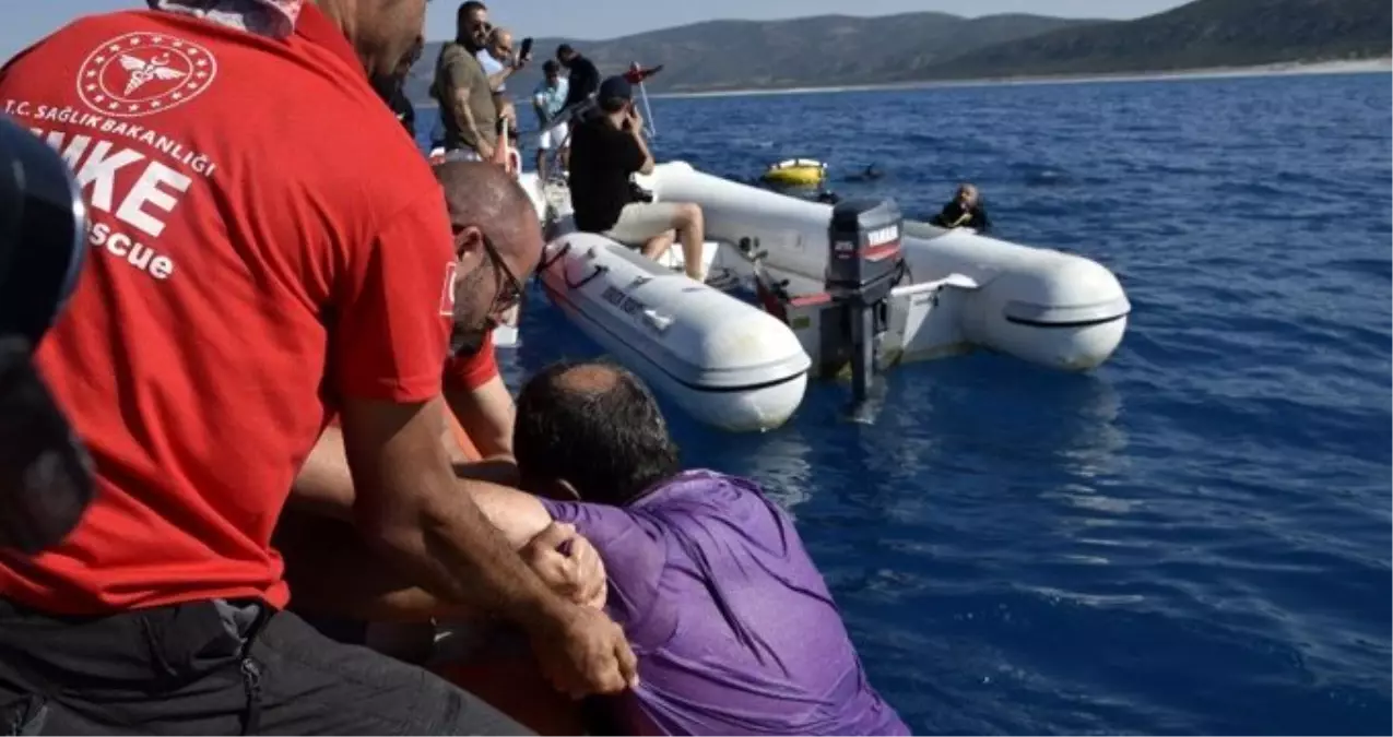 Derya Can serbest dalış rekoru kırdı! Dalışı takip eden gazeteci suya düştü