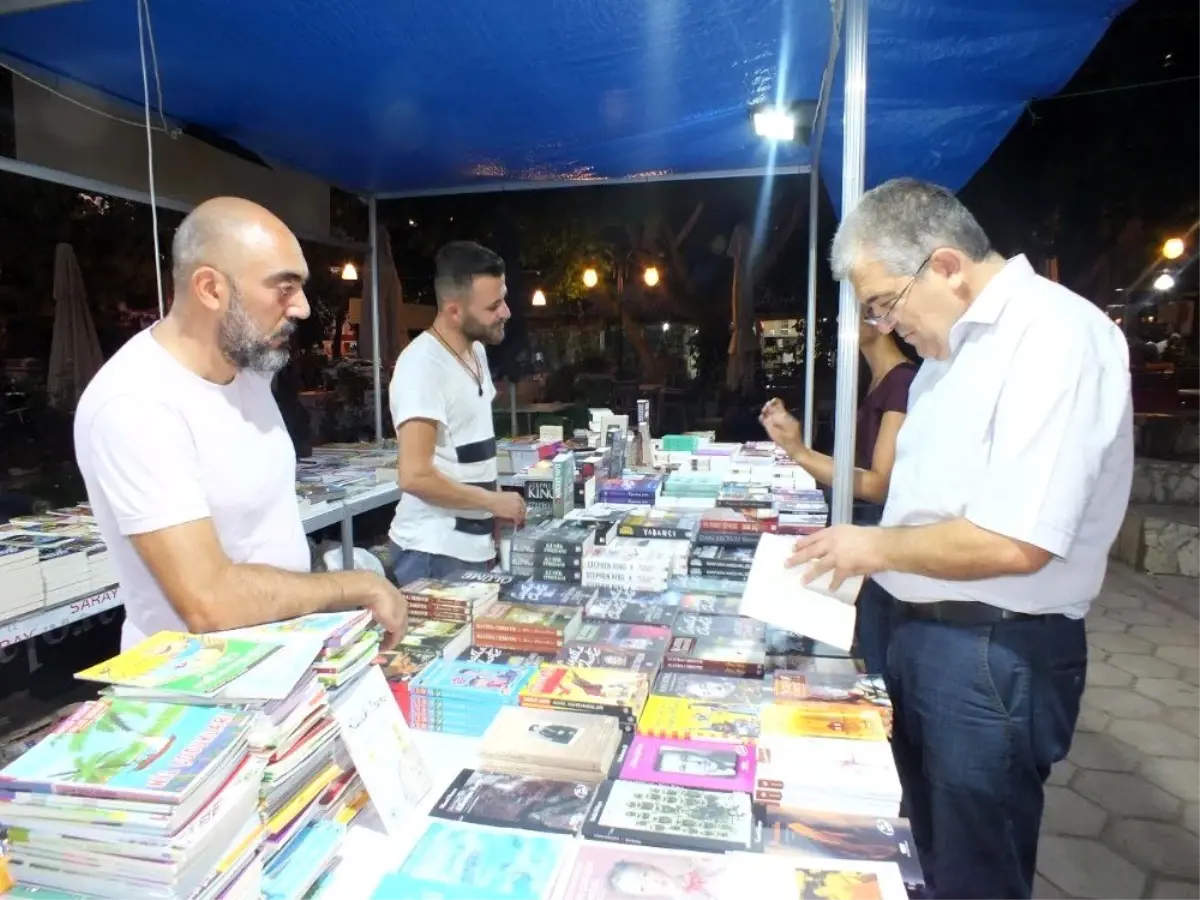 Kaş'ta Kitap Günleri başladı