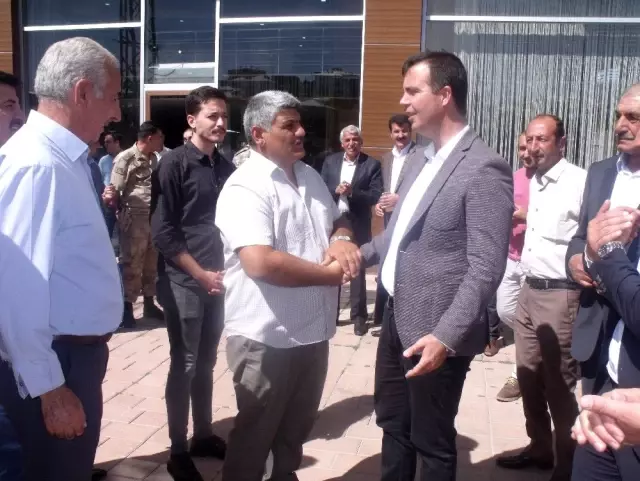 Kaymakam Vardar için veda yemeği Kaymakam Vardar için veda yemeği