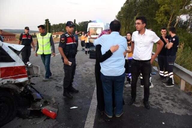 Kütahya'da zincirleme trafik kazası: 3 kişi öldü, 4 kişi yaralandı