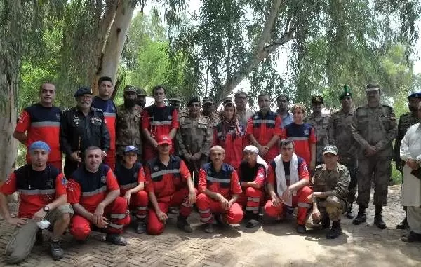 Pakistan'dan, 3 Türk'e 'Mükemmeliyet Yıldızı' Pakistan'dan, 3 Türk'e 'Mükemmeliyet Yıldızı'