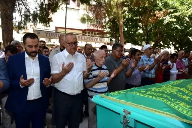 Başkan Ergün'ün acı günü Başkan Ergün'ün acı günü
