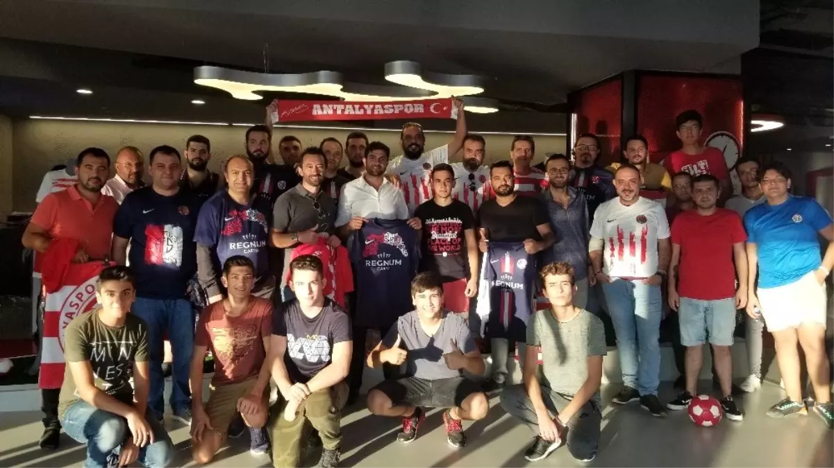 Büyük Antalyaspor Derneği'nden forma desteği