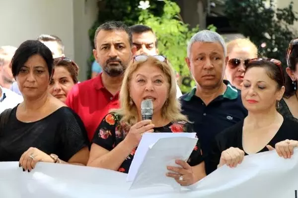 CHP kadın kolları'ndan emine bulut cinayetine tepki CHP kadın kolları'ndan emine bulut cinayetine tepki