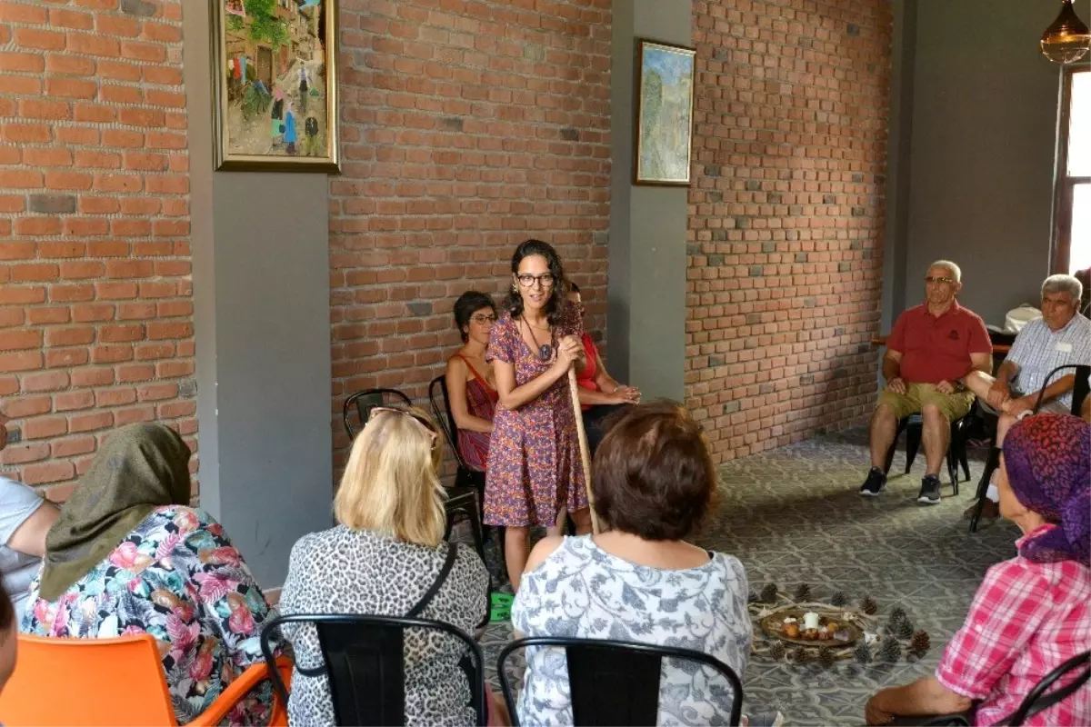 Çiftekuyular'da büyüklere masallar