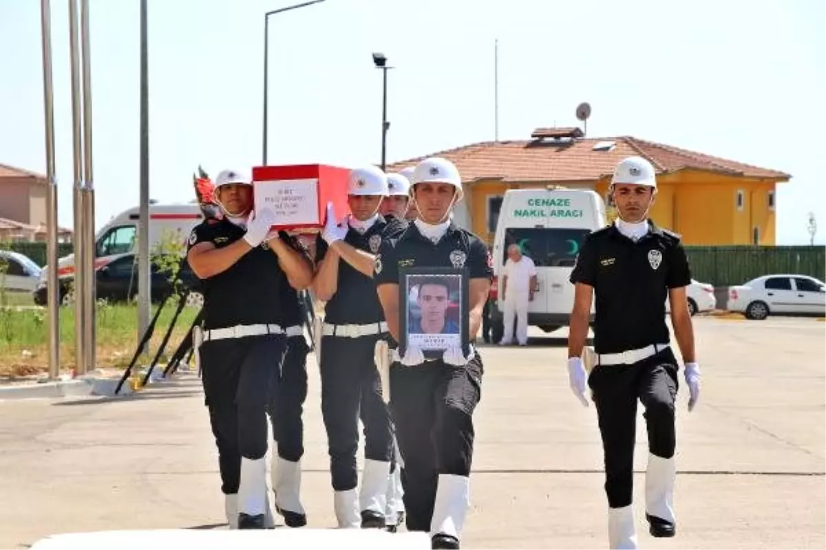 diyarbakır'da zırhlı araç devrildi: 2 şehit, 4 polis yaralı (4)