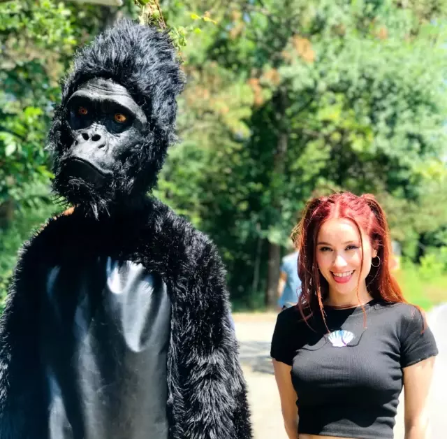 'Mavi Mavi'ye King Kong'lu klip