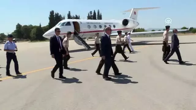 Milli Savunma Bakanı Akar: Teröristlere ait mevzilerin ve tahkimatın tahribine başlandı