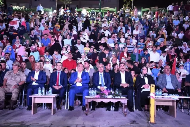 Muş'ta 250 çocuk delikanlılığa ilk adımını attı Muş'ta 250 çocuk delikanlılığa ilk adımını attı