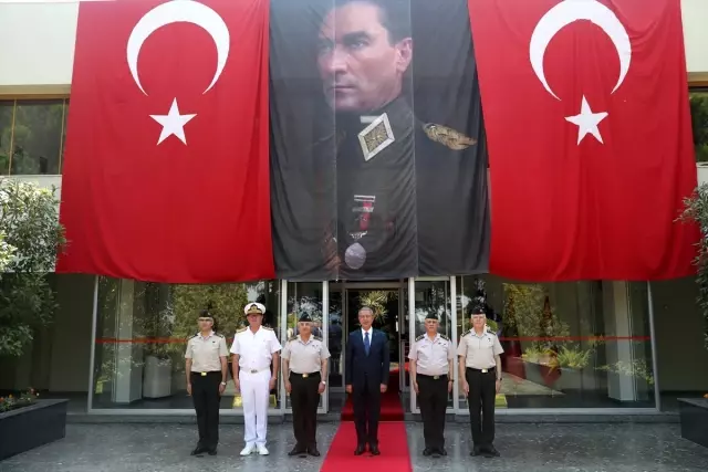 Teröristlere ait mevzilerin ve tahkimatın tahribine başlandı