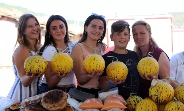 Urla'da 'kavun festivali'
