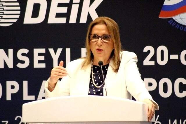Bakan Pekcan'dan velilere uyarı: Merdiven altı tabir edilen ve CE işareti bulunmayan ürünlere dikkat