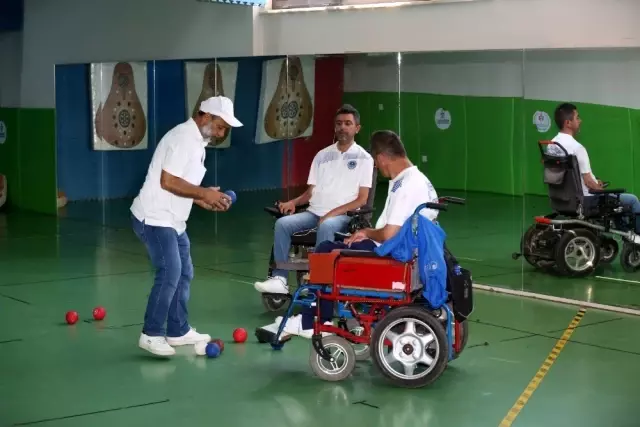 Engelleri aştılar, 2020 Olimpiyatlarına hazırlanıyorlar Engelleri aştılar, 2020 Olimpiyatlarına hazırlanıyorlar
