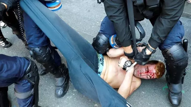 G7 Zirvesi protestolarına polis müdahalesi: En az 68 gözaltı