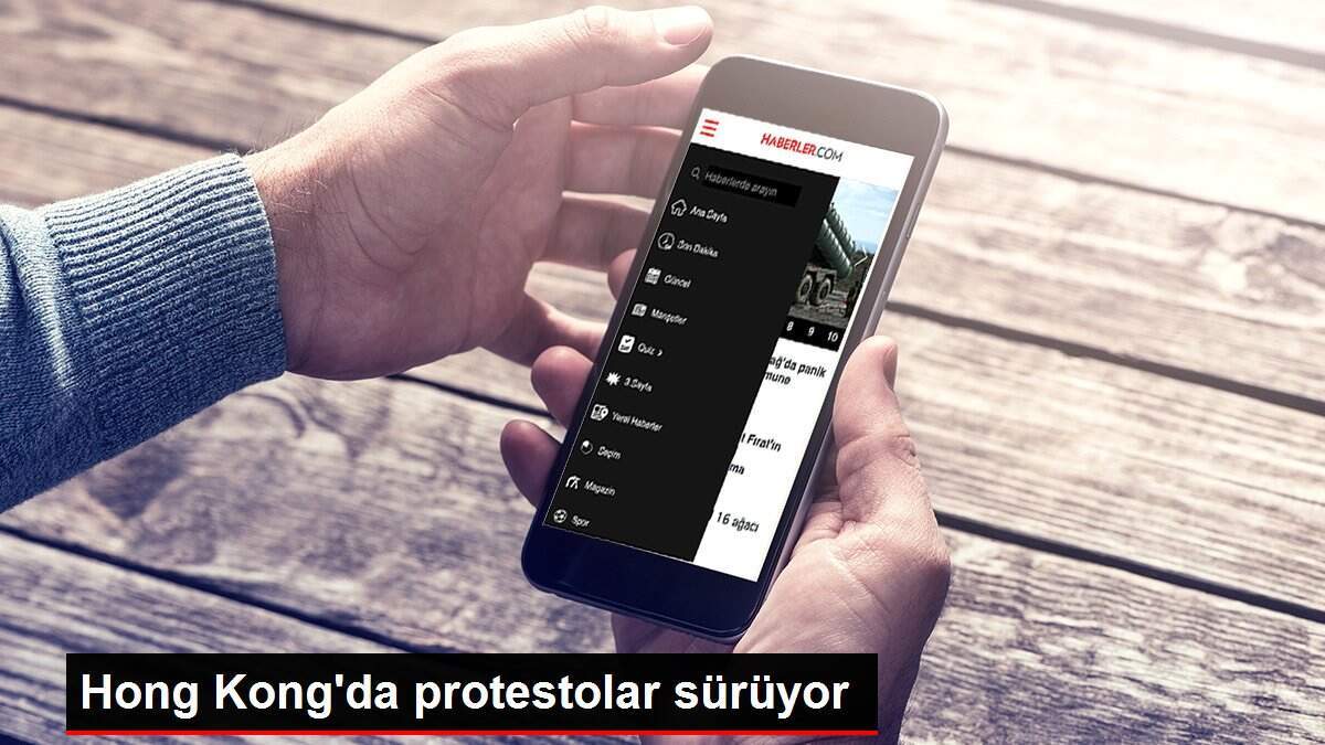 Hong Kong'da protestolar sürüyor