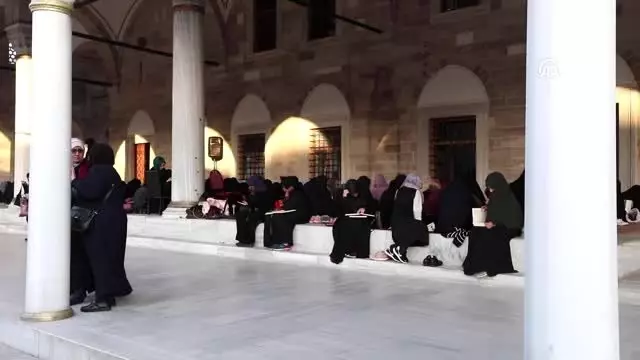 'İlme dayalı yeni bir uyanışa şahit oluyoruz' (1) 'İlme dayalı yeni bir uyanışa şahit oluyoruz' (1)