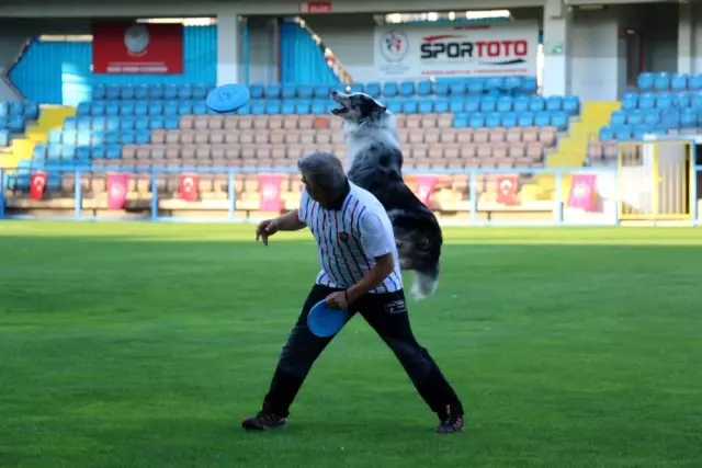 Karabükspor hazırlık maçında Kastamonuspor'u 3 golle geçti Karabükspor hazırlık maçında Kastamonuspor'u 3 golle geçti