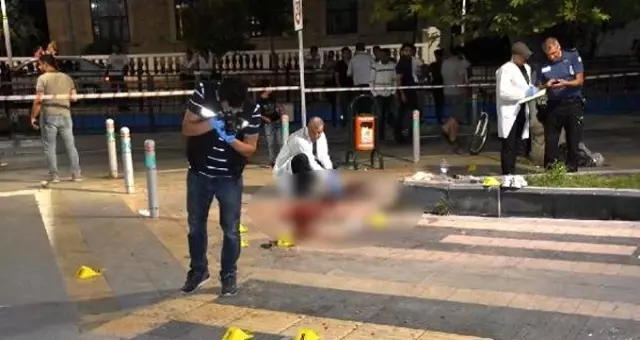 Cani koca, parkta tartıştığı boşanma aşamasındaki karısını tabanca ile yaraladı