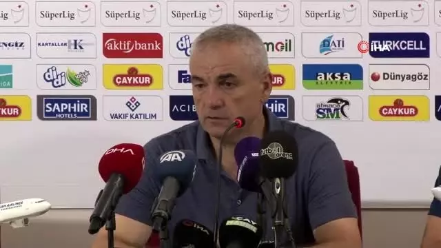 Rıza Çalımbay: 'Ligde bir maç kaybettik ama koskoca bir lig var' Rıza Çalımbay: 'Ligde bir maç kaybettik ama koskoca bir lig var'