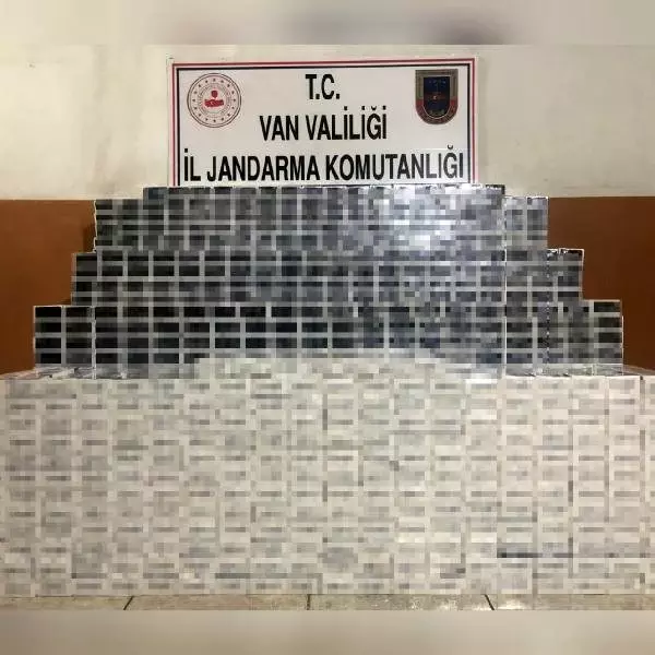 Van'da 14 bin 980 paket kaçak sigara ele geçirildi