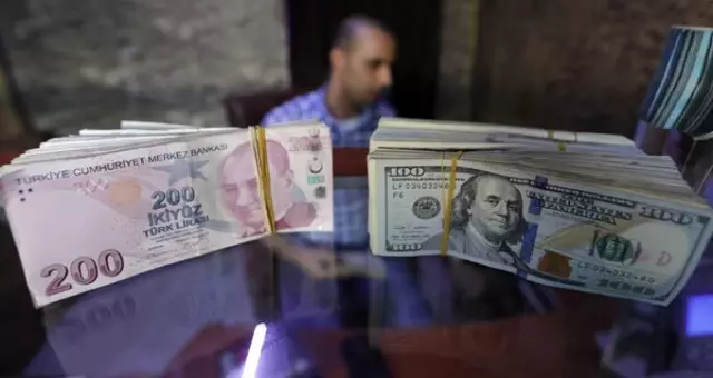 Gece 6,39'a çıkan dolarda sert düşüş