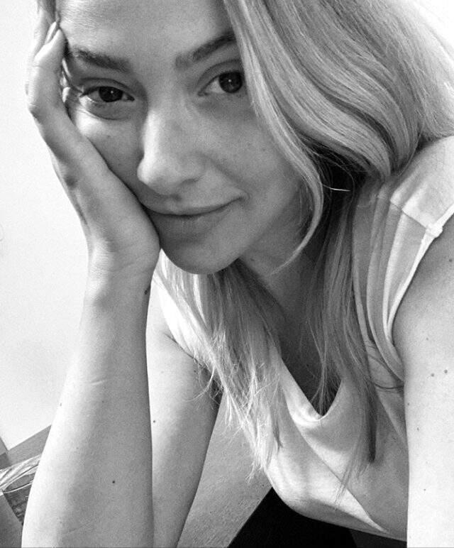 Hadise'nin makyajsız pozuna beğeni yağdı