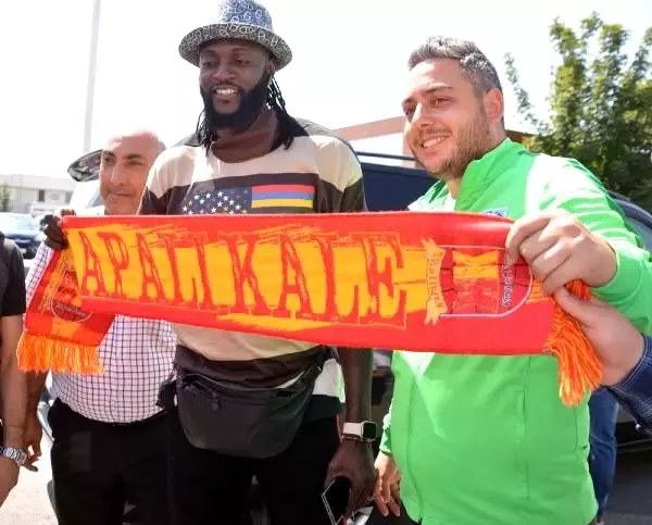Kayserispor'un yeni transferi adebayor kayseri'de