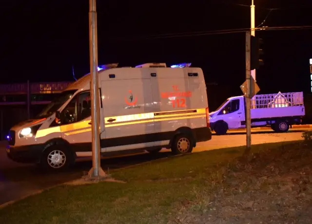 Malatya'da bıçaklı kavga: 1'i ağır 2 yaralı