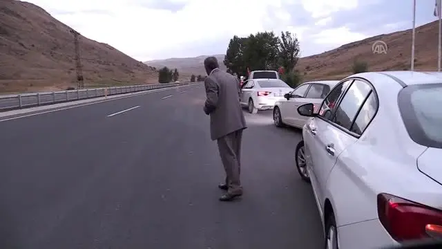 MHP Genel Başkanı Bahçeli Erzurum'da MHP Genel Başkanı Bahçeli Erzurum'da