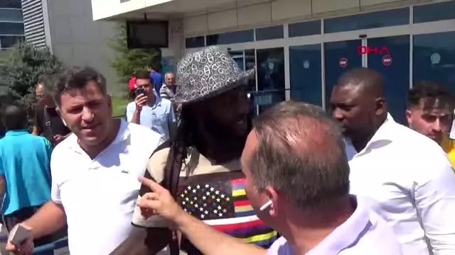 SPOR Kayserispor'un yeni transferi Adebayor Kayseri'de