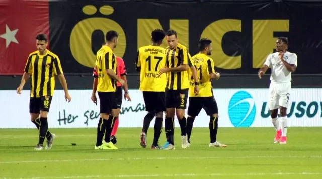 TFF 1. Lig: İstanbulspor: 2 - Altay: 2 TFF 1. Lig: İstanbulspor: 2 - Altay: 2