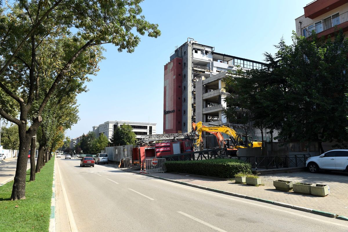 Tower Plaza'da sona doğru