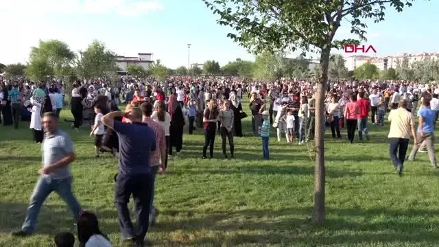 Türk yıldızları zafer için havalandı Türk yıldızları zafer için havalandı
