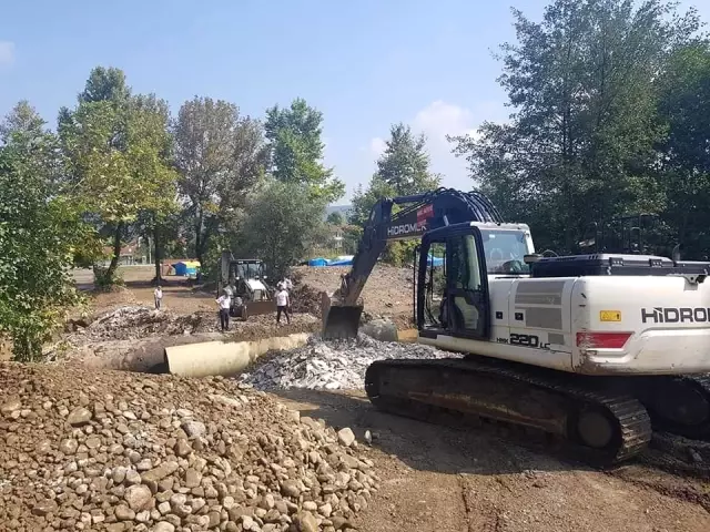 Yıkılan köprü yeniden yapıldı