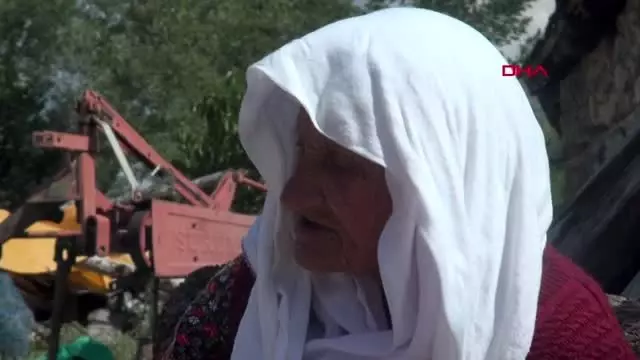 105 yaşındaki sabayi ninenin uzun yaşamının sırrı manda yoğurdu 105 yaşındaki sabayi ninenin uzun yaşamının sırrı manda yoğurdu