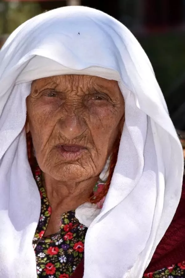 105 yaşındaki sabayi ninenin uzun yaşamının sırrı manda yoğurdu 105 yaşındaki sabayi ninenin uzun yaşamının sırrı manda yoğurdu