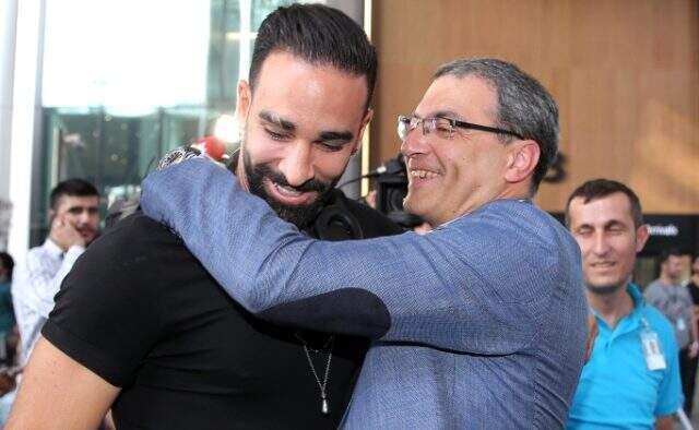 Adil Rami'nin Fenerbahçe'den kazanacağı ücret ortaya çıktı