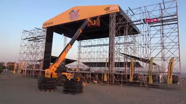 Balıkesir zeytinli rock festivali'nde 90 sanatçı sahneye çıkacak Balıkesir zeytinli rock festivali'nde 90 sanatçı sahneye çıkacak