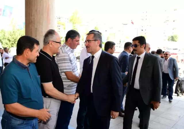 Başkan Güngör: 'Çözüm makamıyız, sorunları birlikte çözeceğiz' Başkan Güngör: 'Çözüm makamıyız, sorunları birlikte çözeceğiz'